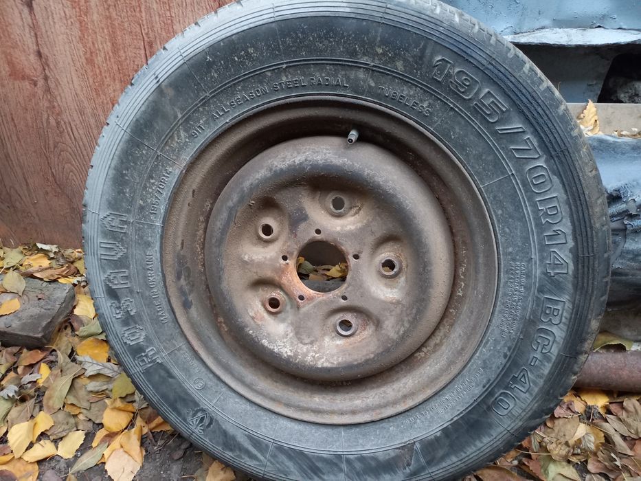 Продам колесо с диском