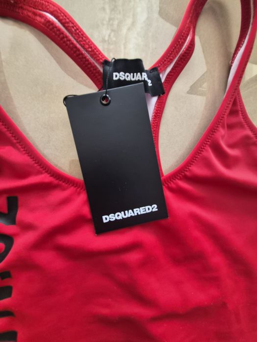 Червен бански "DSQUARED2"