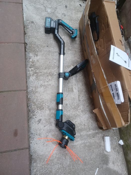 Trimer multifuncțional cu acumulator nou exact ca in poze pret 350 de lei