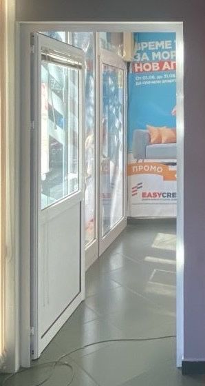 Използвани Алуминеиви врати