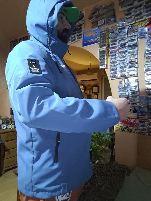 Яке и чанта на DAF само за тираджии