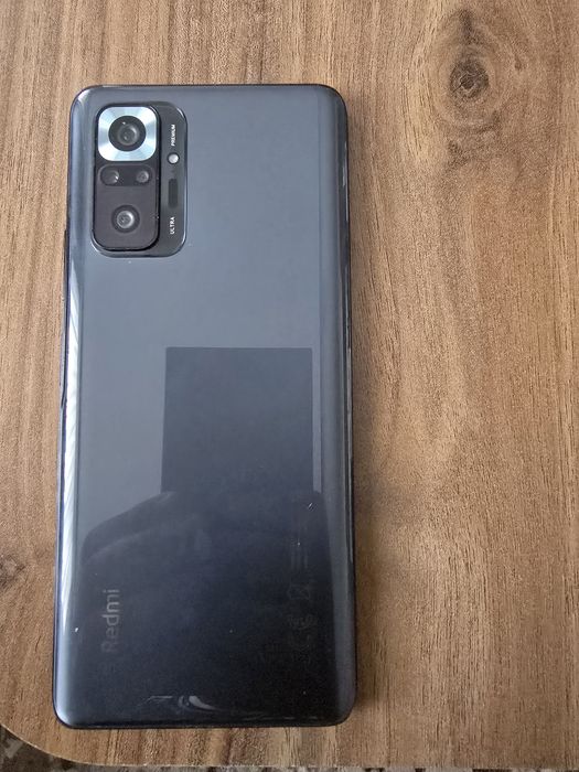 Vand Telefon Redmi Note 10 Pro Aspect 10/10 Functionalitate 10/10 La Cutie
