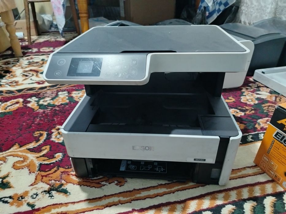 Epson M2140 sotiladi 3v1