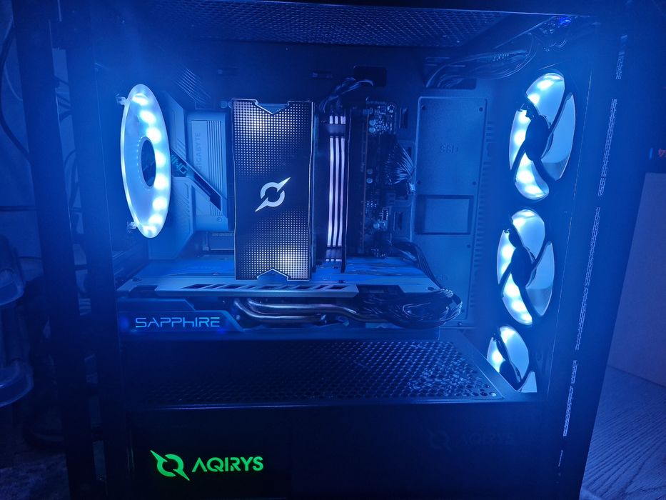 Nou Calculator Gaming Core i5 14400F  RX 580 8 gb 16GB DDR4  aqyris