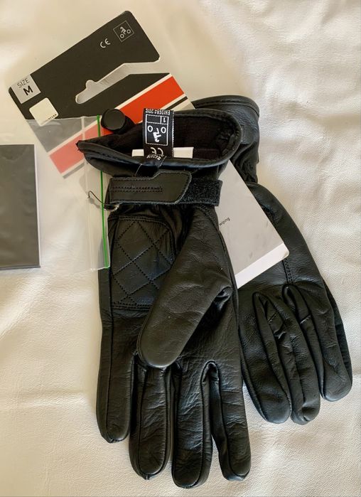 Manusi moto Yamaha Noi!