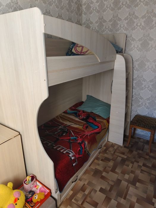 Продам детский гарнитур