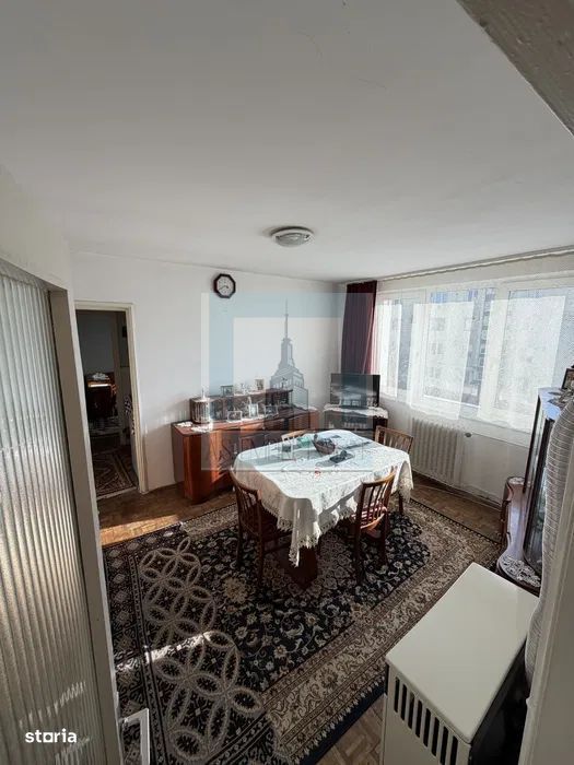 Apartament 3 camere , 60mp, Etj 2/3 - zona Râșnov/ISR — fotografia 1