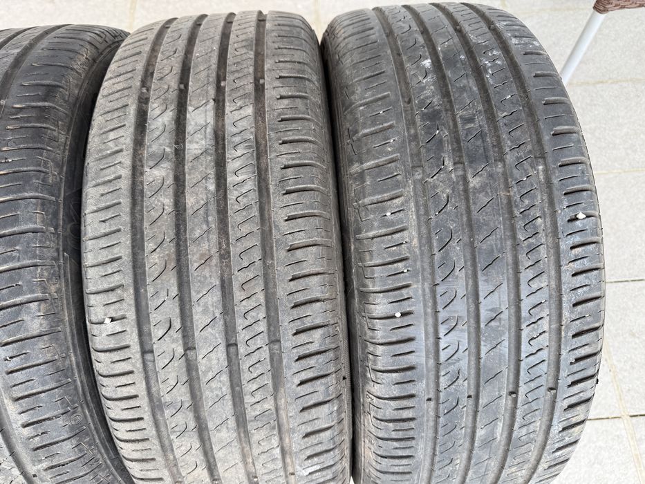 4бр. Летни Гуми С Борд 215/55R/18 -BARUM- DOT:3621- 5.0мм. *80€ за Комплект*