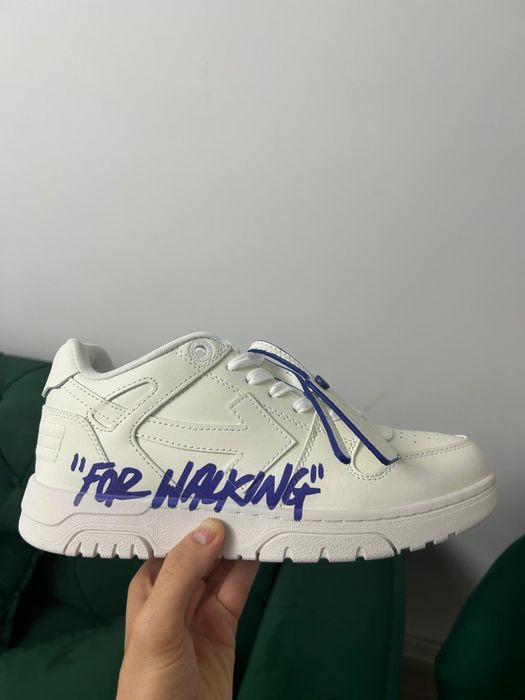 Off white out of office” for walking “