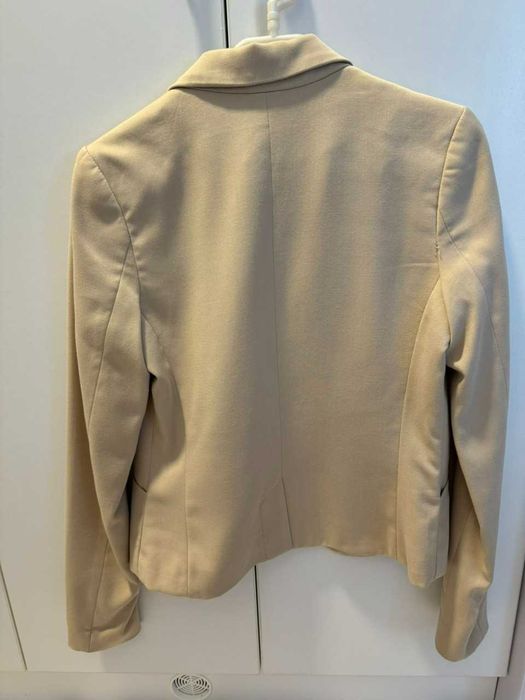 Сако от H&M бежово