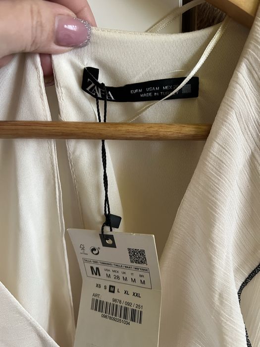 Salopeta ZARA NOUA Marime M cu eticheta