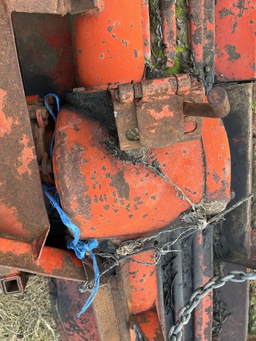 Vând freza dupa tractor