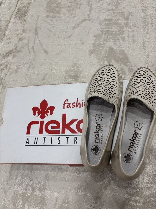 Продам летнюю обувь Rieker