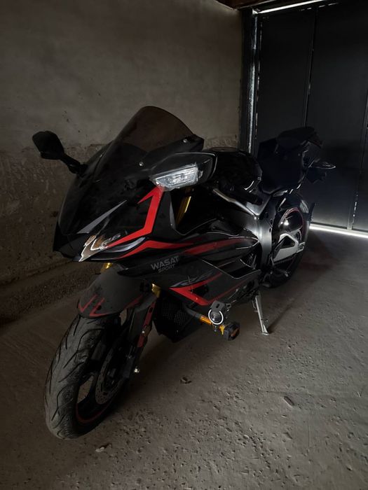 Yamaha r6 400cc replica