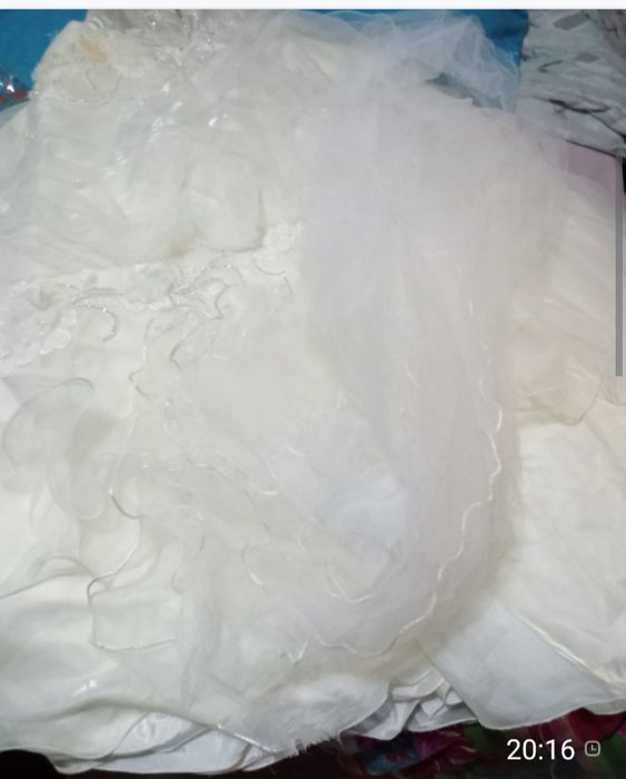 Свадебное платье б/у 48р