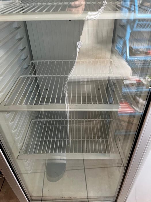 Vitrina bauturi racoritoare dubla si simpla