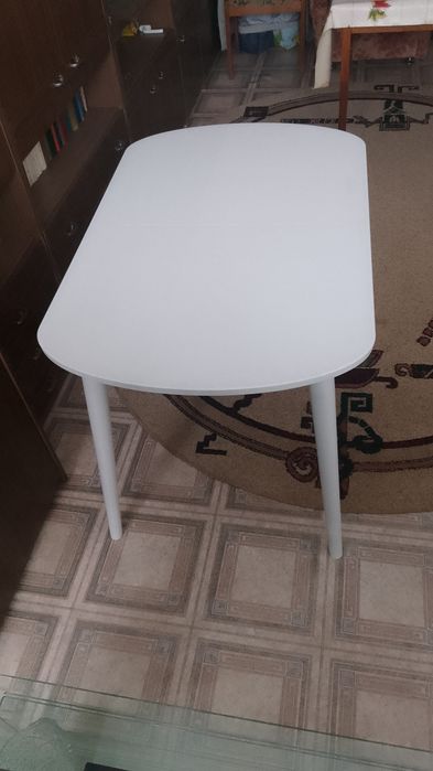 Столик обеденный