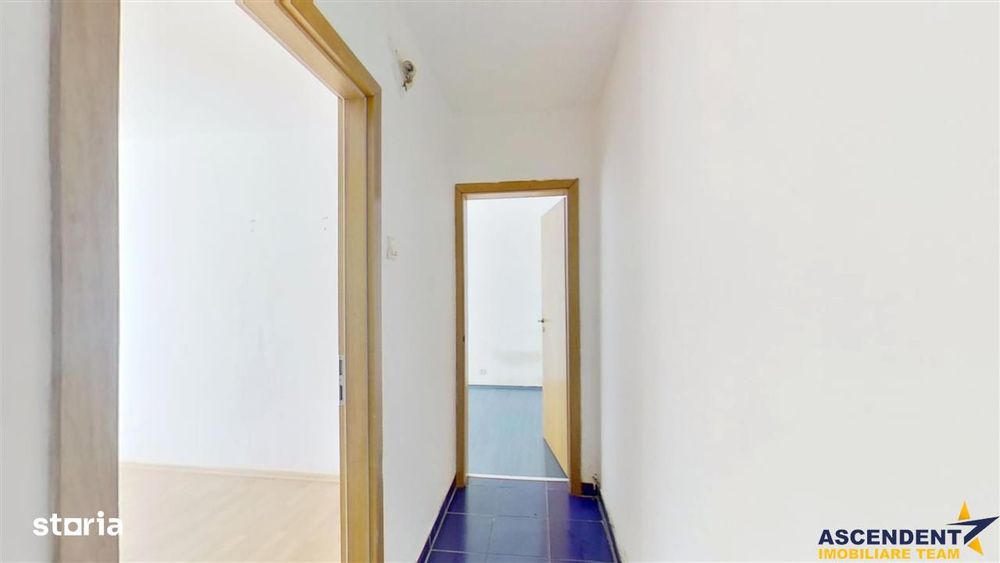 Proprietate, decomandat structurata, etaj1, pe 3 camere, Sacele, Braso