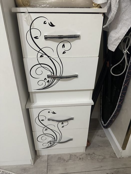 Прадаём .Б/у мебель