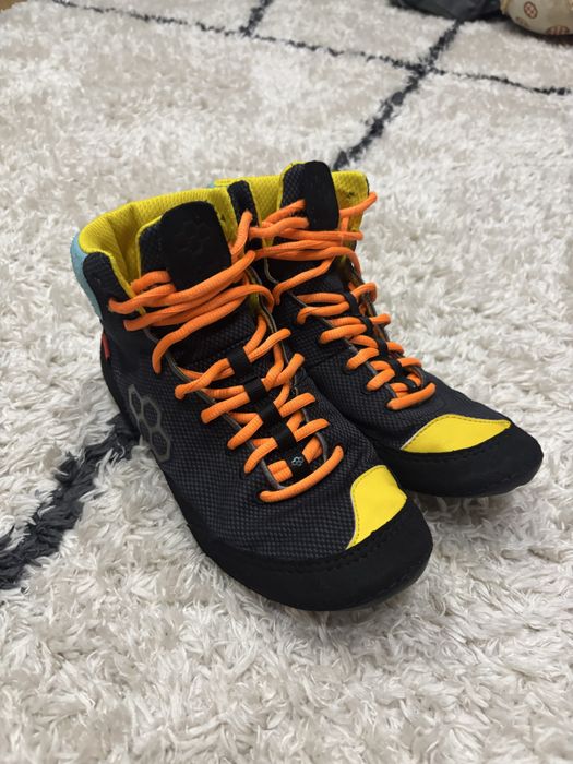 Продавам борцовки RUDIS 41