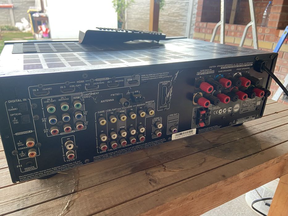 Amplificator statie Onkio cu telecomanda