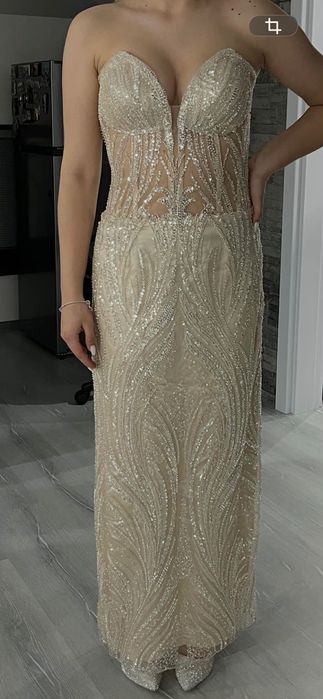 Продавам нова бална рокля