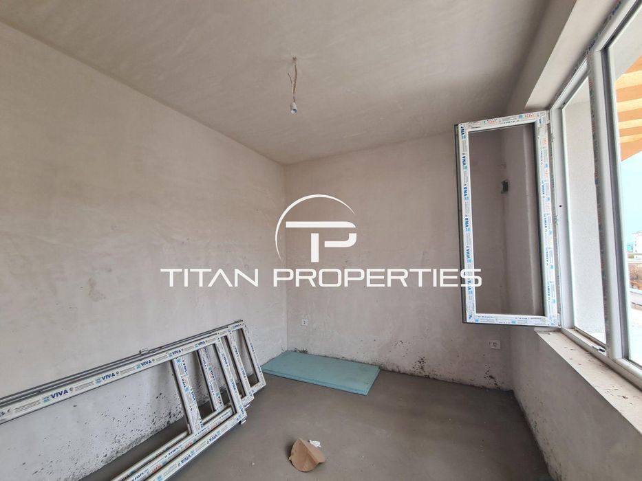 Продава се Двустаен апартамент в Пловдив, Остромила - 50 кв.м за 1300 €/кв.м - Снимка #3