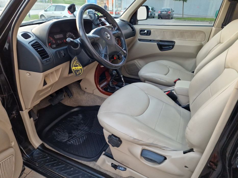 Джип Nissan Terrano 3.0TD