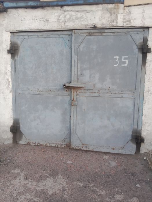 Продаеться гараж