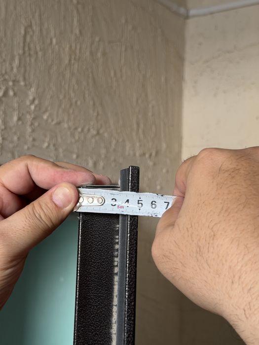 Продается входной дверь