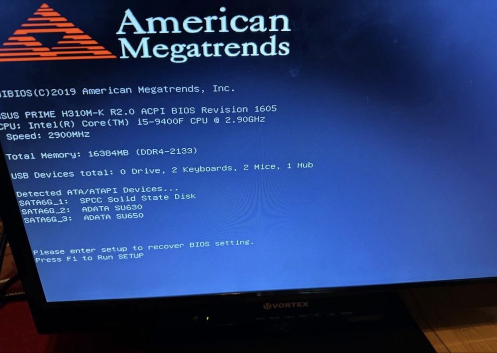 Vând PC Light gaming cu urmatoarele configurații