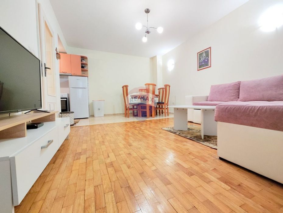 Дава се под наем Двустаен апартамент в Варна, Спортна зала - 70 кв.м за 459 € - Снимка #1