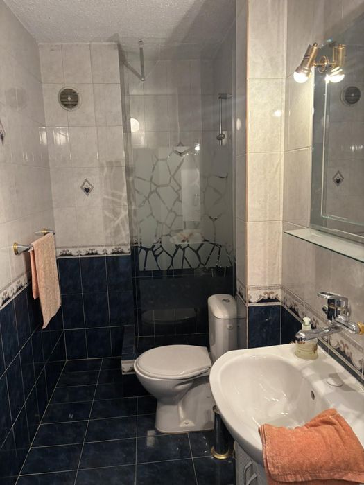 Дава се под наем Тристаен апартамент в София, Младост 1 - 88 кв.м за 650 € - Снимка #12