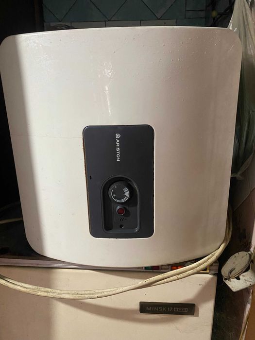 Водонагреватель емкость 30л.