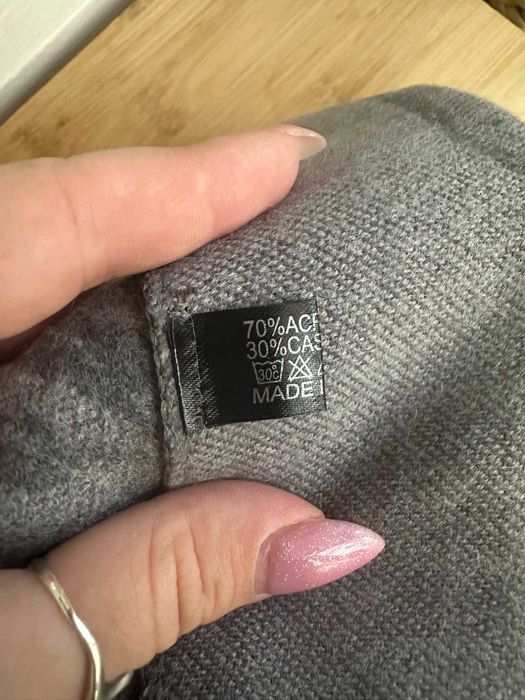 Дамски кашмирен шал с пеперуди