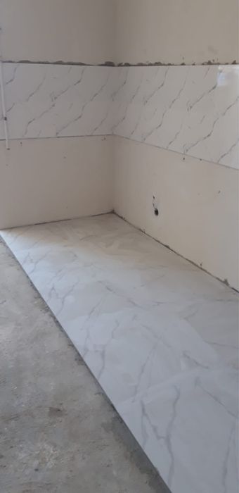 Укладка кафеля. Профессиональный кафельщик с опытом.