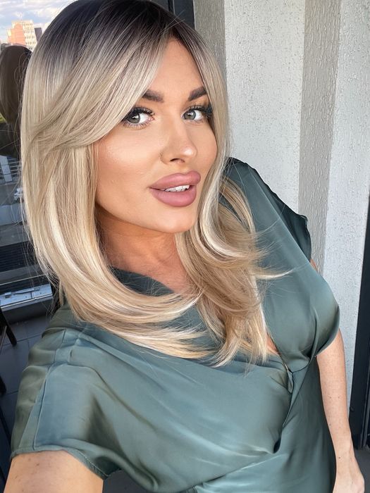 Peruca semi natural blond ombre + spray peruci
