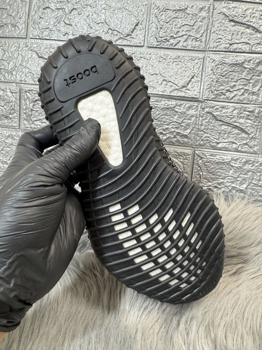 Yeezy 350 v2 Yeezreel Reflective Pk Premium