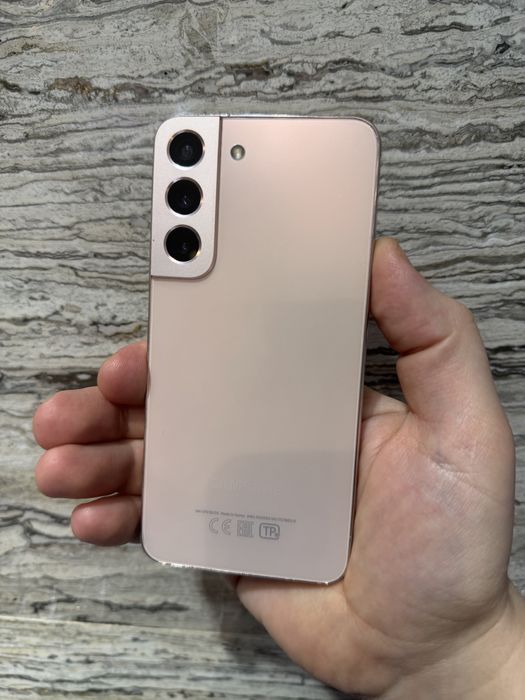 Samsung S22 .память 128