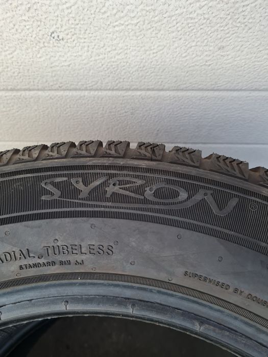 Зимни гуми 2 броя SYRON Everest2 205 60 R16 дот 3723