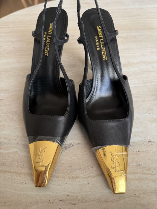 Yves Saint Laurent токчета