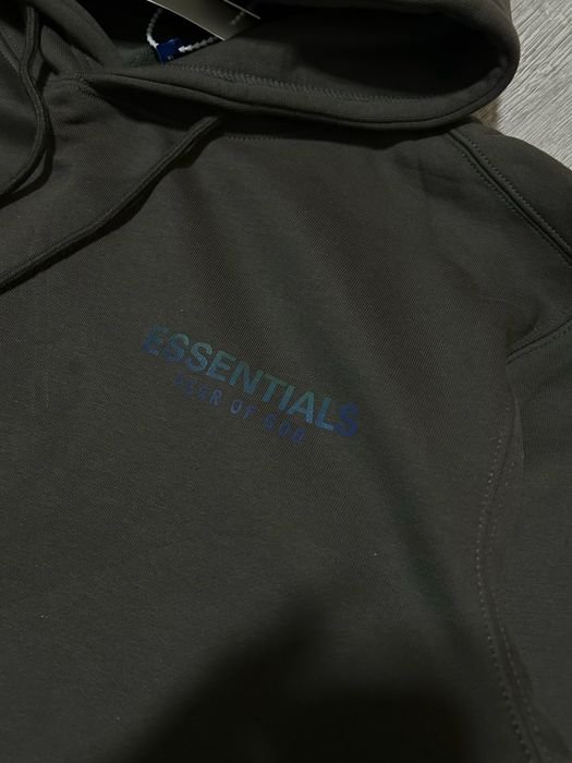 Hanorac essentials
