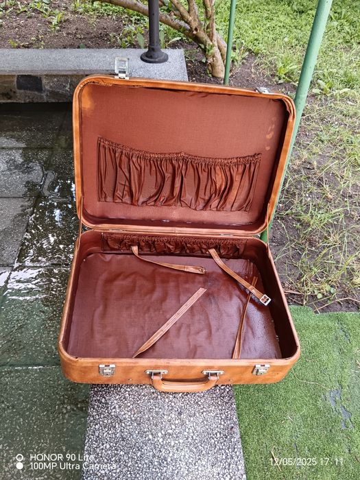 Стар куфар перфектно състояние