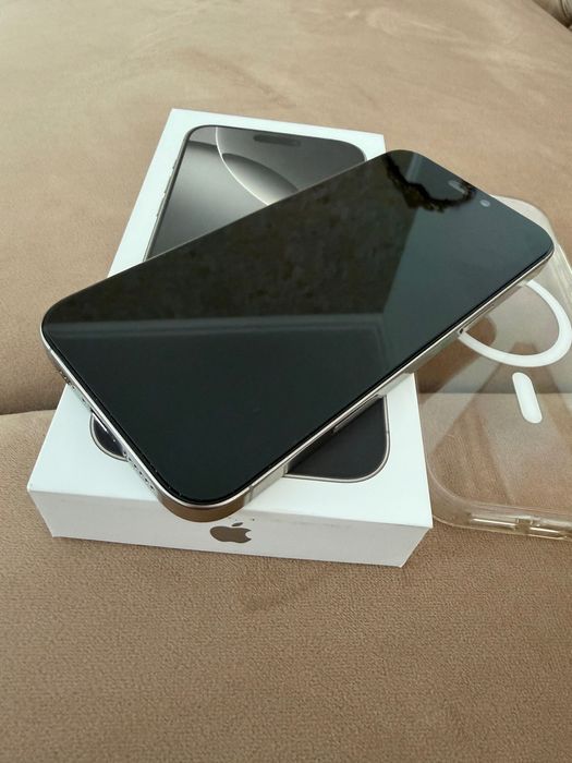 iPhone 16 pro Max 256 gb impecabil