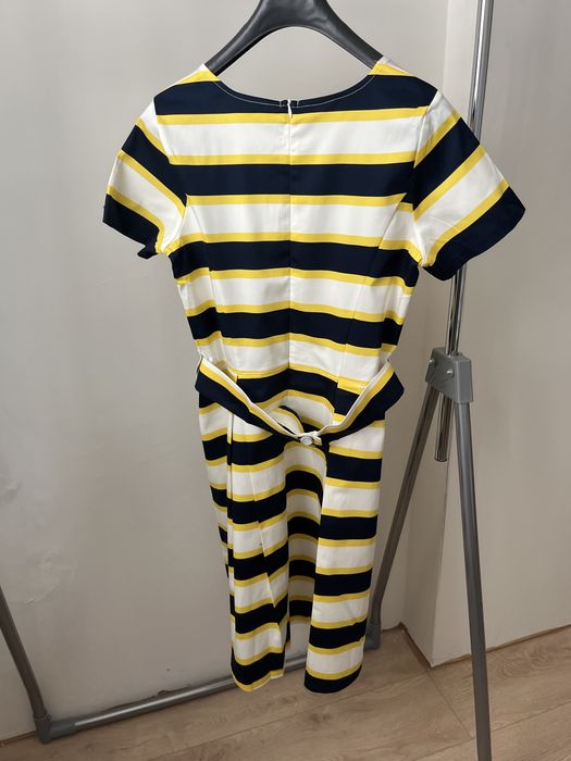 Раирана дамска рокля Рефлекс