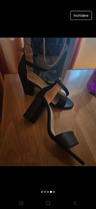 Sandale cu toc dama
