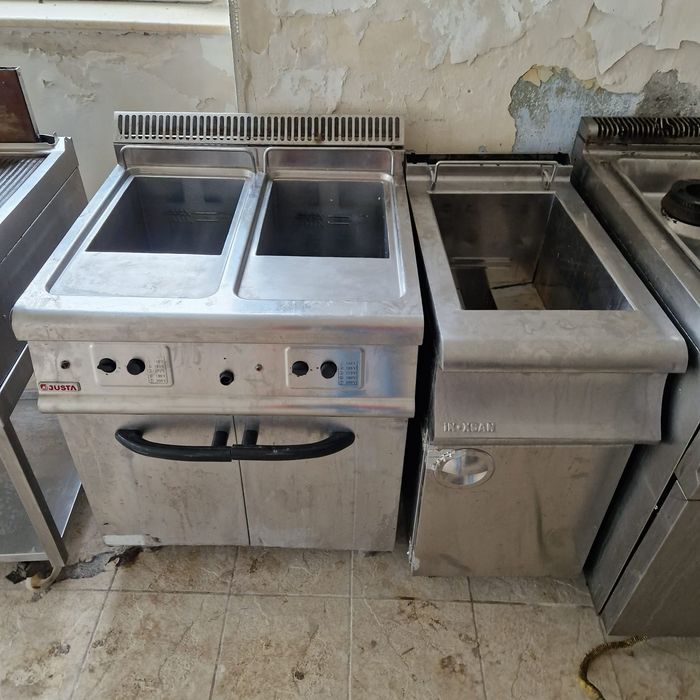 Friteuza dubla.cu banc de putere, pe gaz sau curent