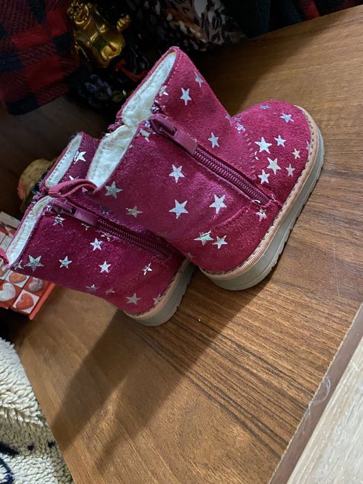 Детская обувь продам