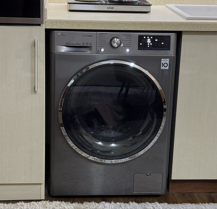 LG 9 kg avtomat kir yuvish mashinasi — a’lo holatida, to’liq ishlaydi
