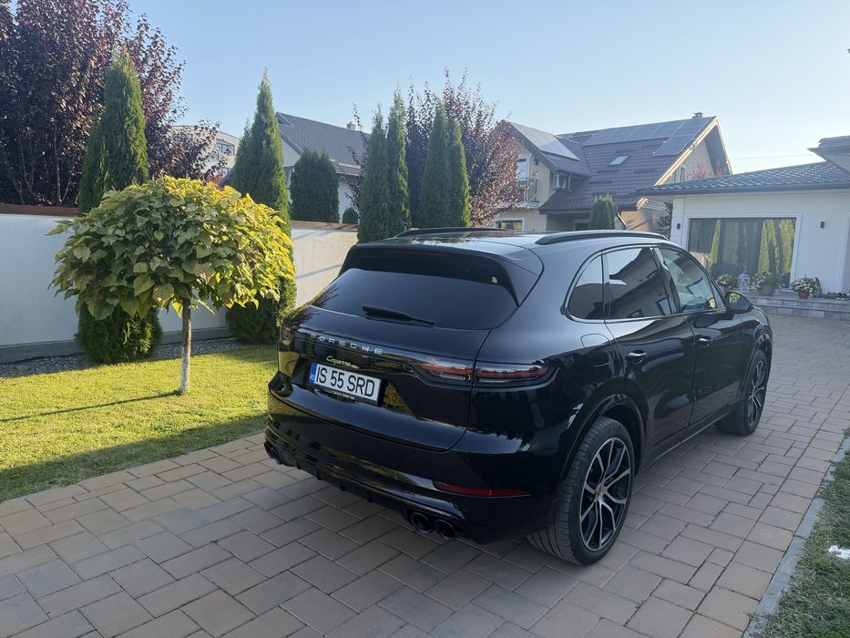 Porsche Cayenne Hybrid